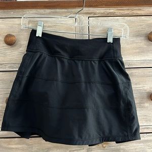 EUC Lululemon Pace Rival Skirt